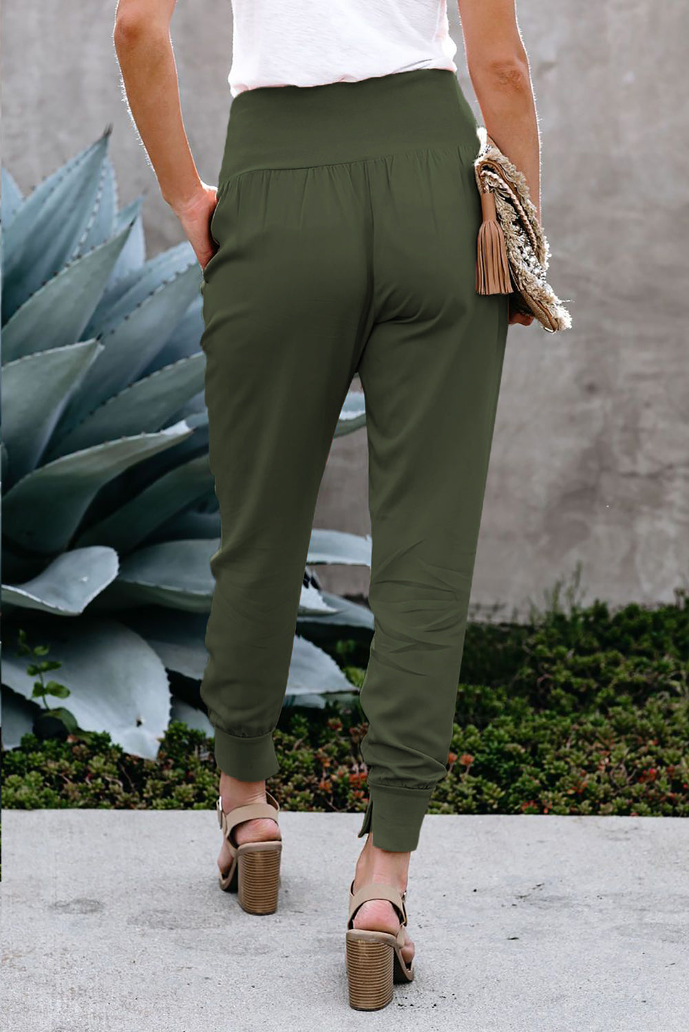 Green Pocketed Casual Joggers