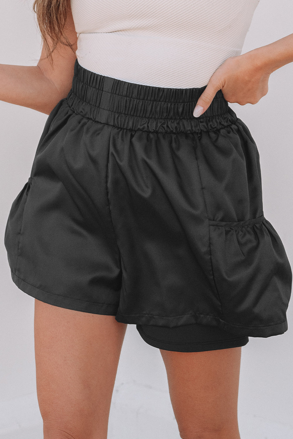 Black Elastic High Waist Pocketed Casual Shorts